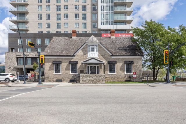 376 Boul. St-Joseph A