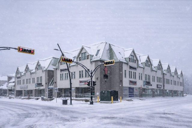 259 Boul. St-Joseph 210