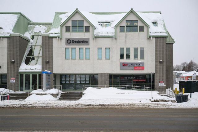 259 Boul. St-Joseph 209