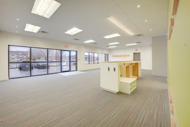 430 Boul. de l'Hôpital 101