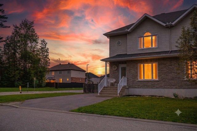 208 Rue Paul-Laframboise 